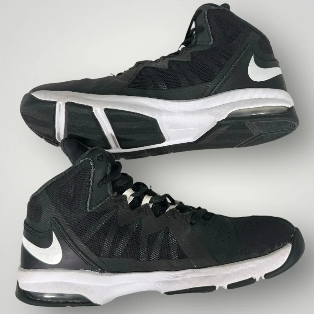 Kids Nike Air Max Stutter Step 2 size 6.5Y